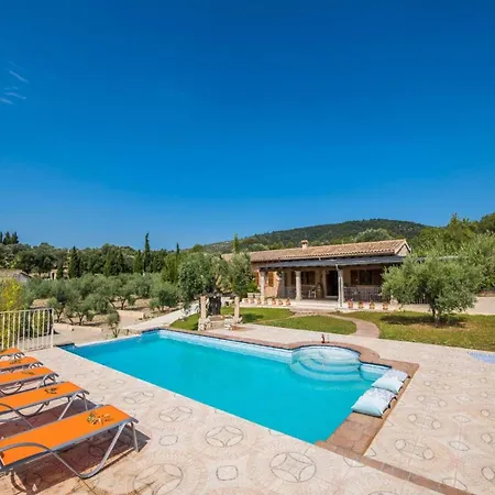 Villa Rural In Mallorca Ses Comes With Pool
