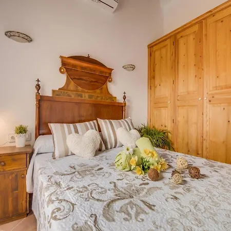 Rural In Mallorca Ses Comes With Pool * Selva (Mallorca)