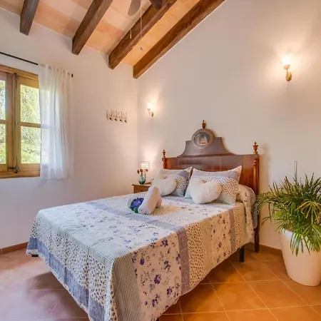 Villa Rural In Mallorca Ses Comes With Pool *