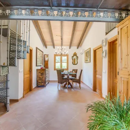 Villa Rural In Mallorca Ses Comes With Pool *